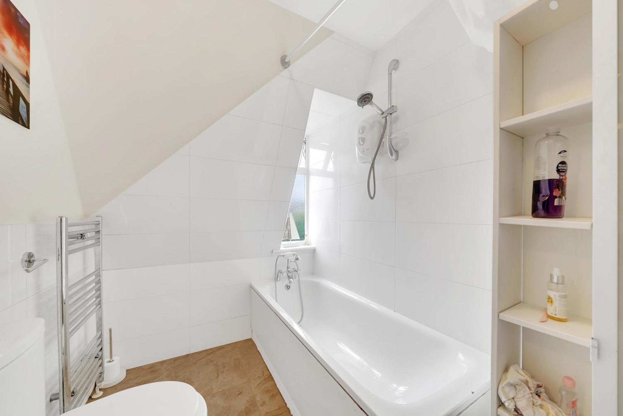 Town 3 Bed By Harlington